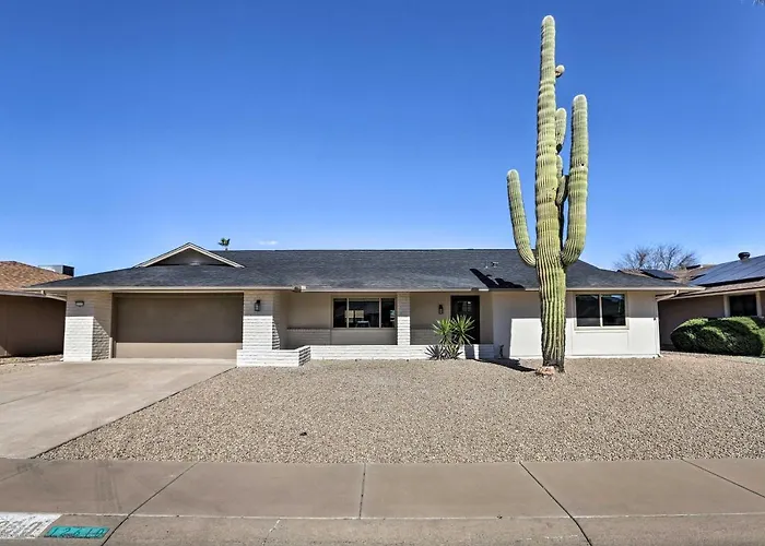 Holiday home Putting Green, Grill: In Sun West! Sun City West